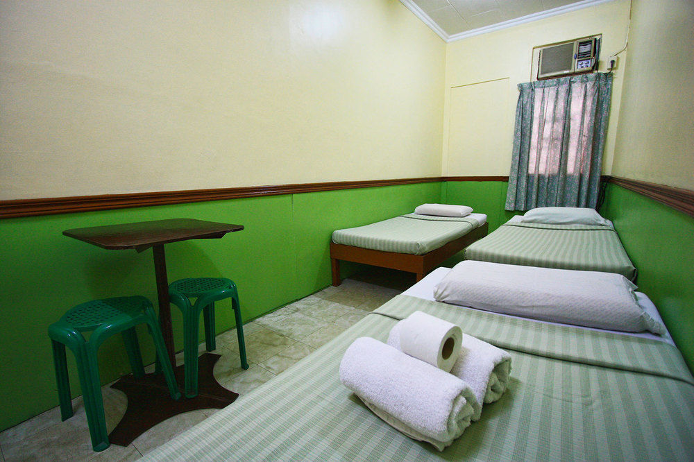 Travelbee Capitol Inn Cebu Kültér fotó