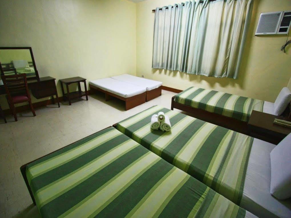 Travelbee Capitol Inn Cebu Kültér fotó